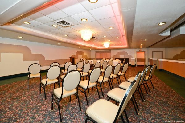 Americas Best Value Inn & Suites-Benton Harbor